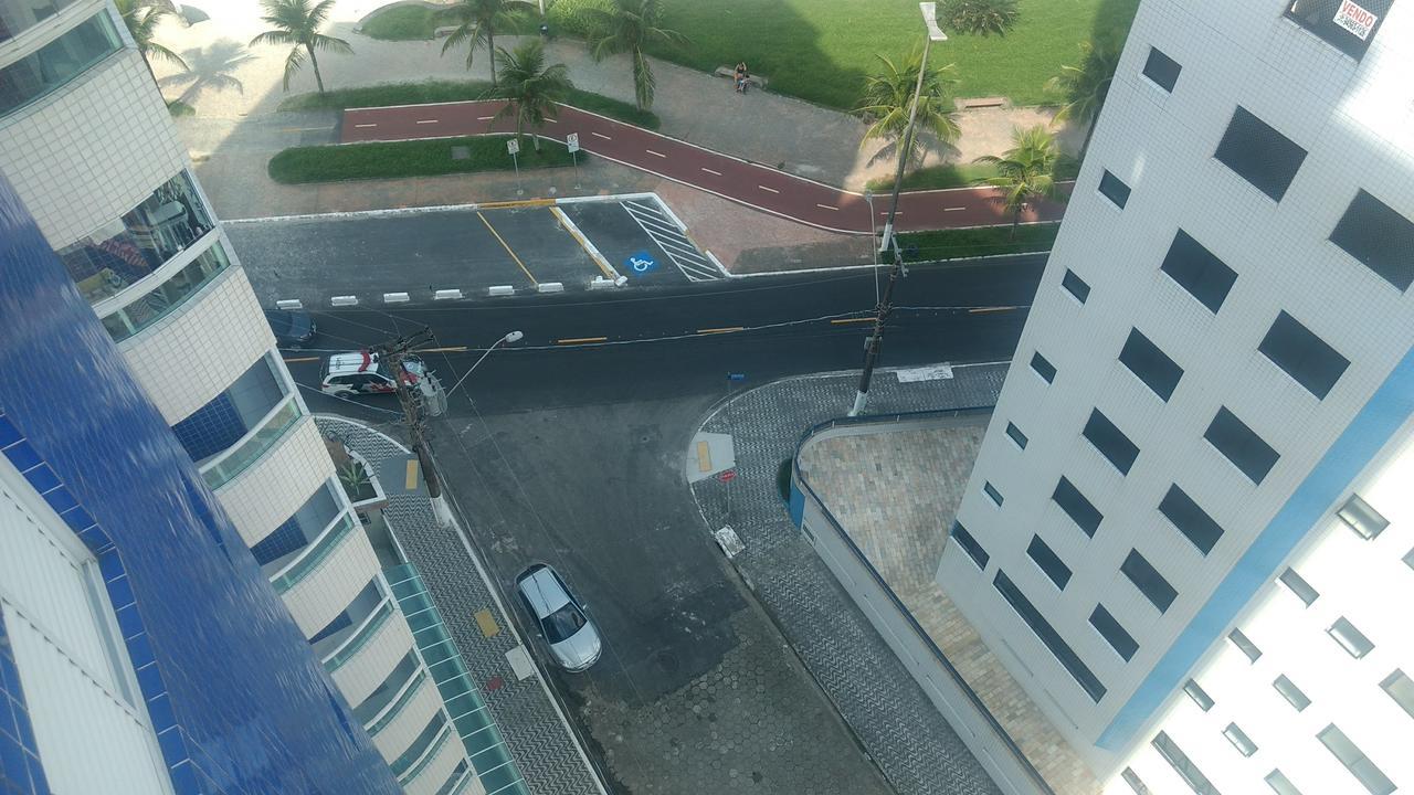 Belo Apartamento Com Vistas Para O Mar - Pe Na Areia - Churrasqueira Na Varanda Πράια Γκράντε Εξωτερικό φωτογραφία